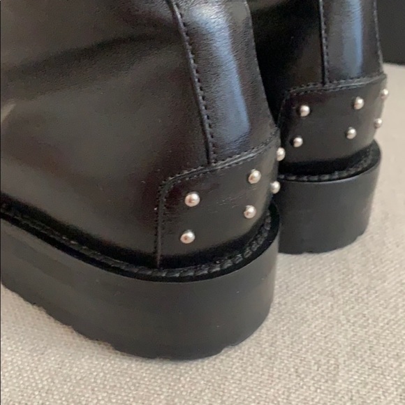 Saint Laurent Armu Ankle Leather Boots - Picture 11 of 16